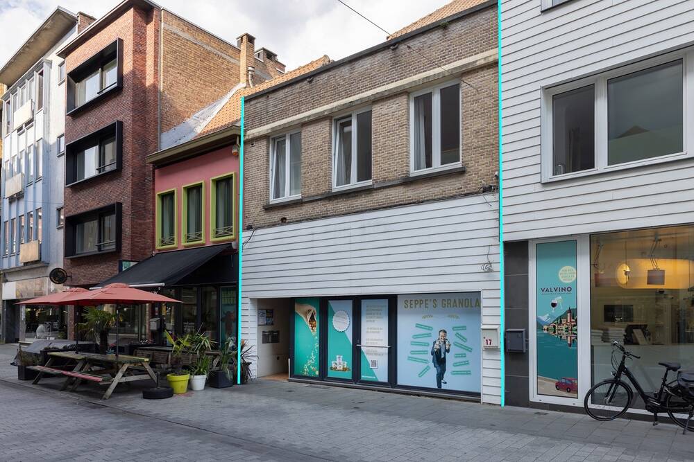 Immeuble de rapport - Immeuble à appartement à vendre à Courtrai 8500 350000.00€ chambres 375.00m² - annonce 505578