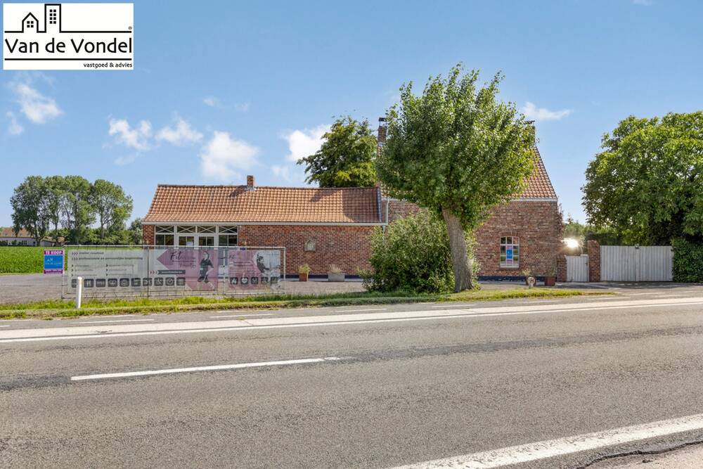 Immeuble mixte à vendre à Coxyde 8670 649000.00€ 4 chambres 317.00m² - annonce 505774