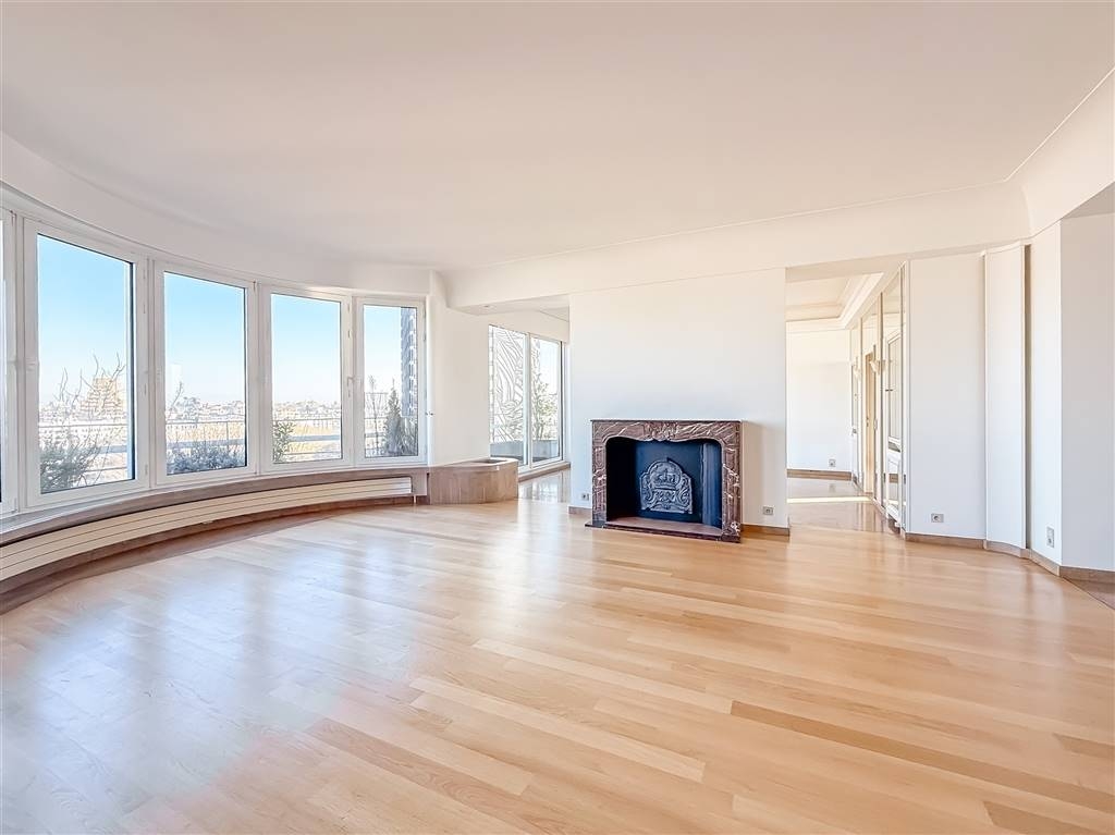 Appartement te koop in Elsene 1050 745000.00€ 3 slaapkamers 190.00m² - Zoekertje 505520