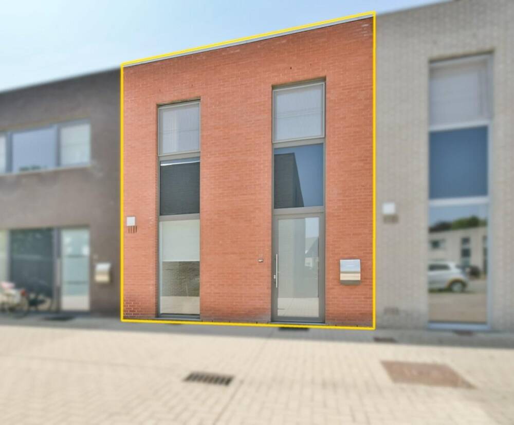 Immeuble de rapport - Immeuble à appartement à vendre à Torhout 8820 270000.00€ 3 chambres 96.00m² - annonce 505705