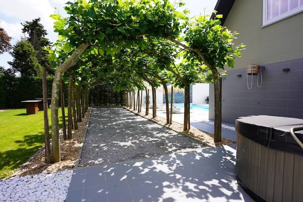 Villa à vendre à Courtrai 8500 1600000.00€ 5 chambres 835.00m² - annonce 505743