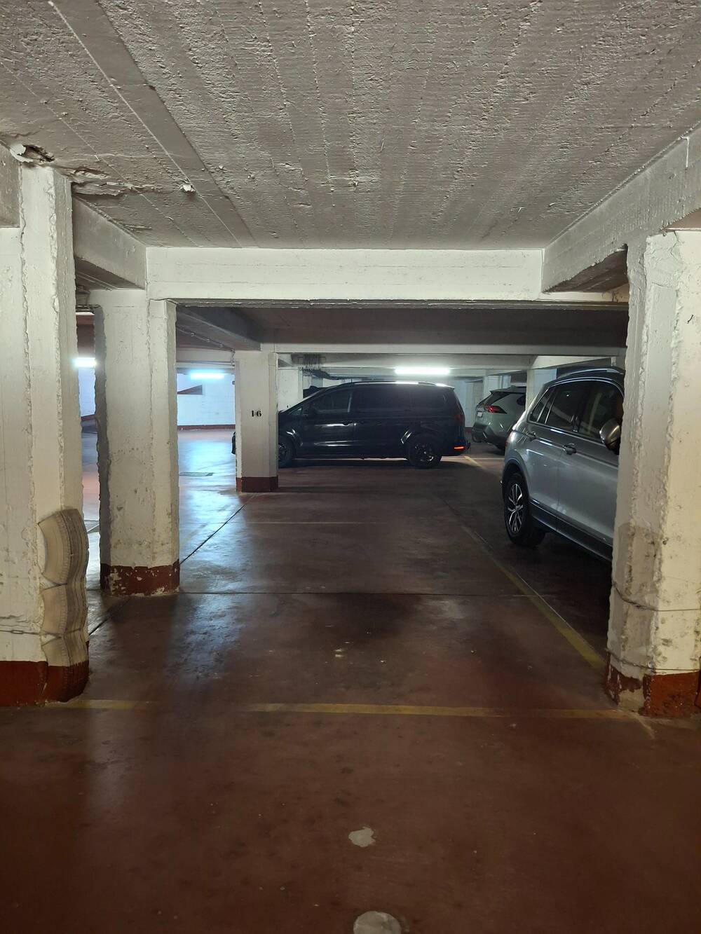 Parking / garage à louer à Ixelles 1050 110.00€ chambres m² - annonce 506001