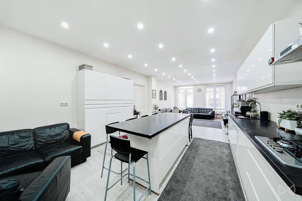Maison à vendre à Saint-Josse-ten-Noode 1210 845000.00€ 7 chambres 356.00m² - annonce 505989