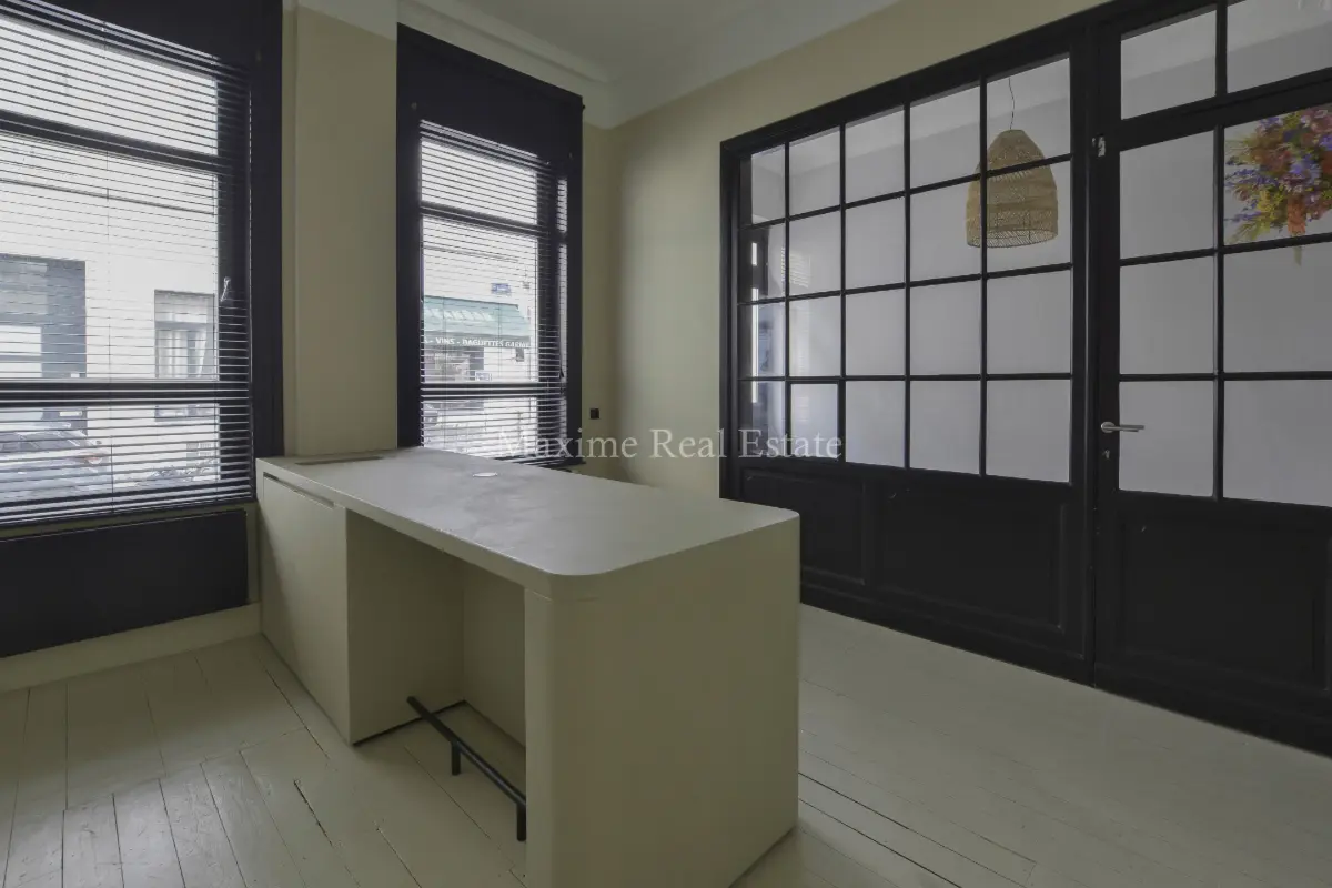 Handelszaak te  in Elsene 1050 1300.00€  slaapkamers 45.00m² - Zoekertje 507315