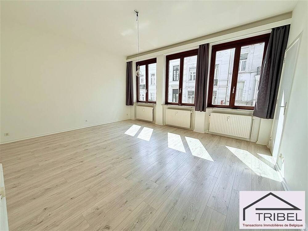 Studio te  koop in Brussel 1000 225000.00€  slaapkamers 40.00m² - Zoekertje 507213