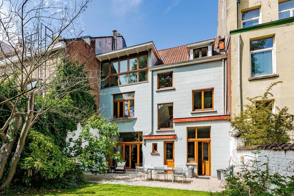 Herenhuis te koop in Schaarbeek 1030 1350000.00€ 6 slaapkamers 236.00m² - Zoekertje 509397