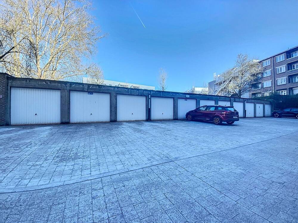 Parking à vendre à Evere 1140 350000.00€  chambres m² - annonce 509559