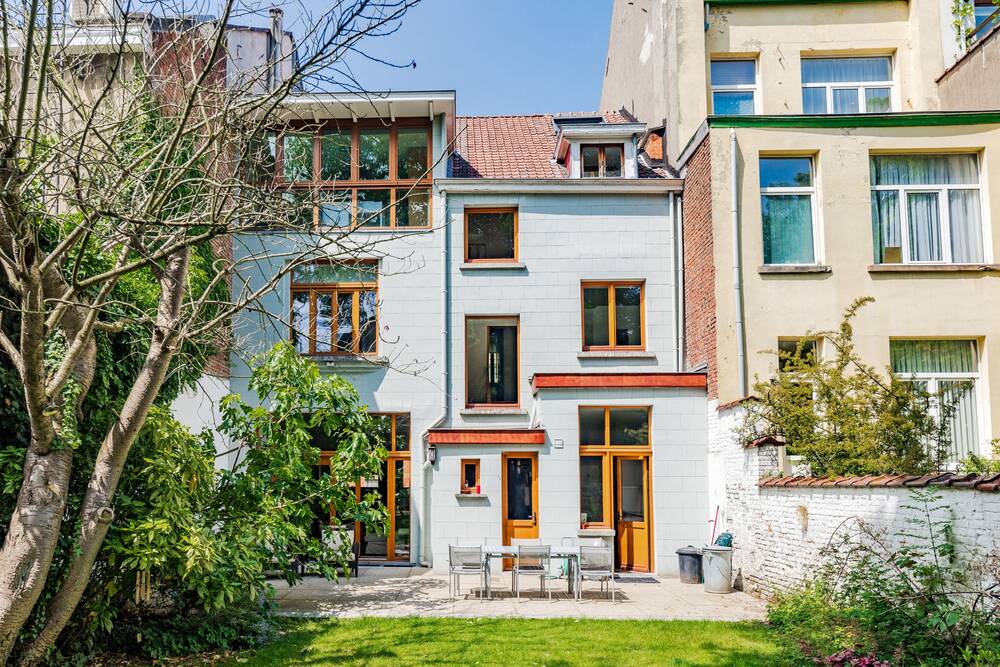 Maison de maître à vendre à Woluwe-Saint-Lambert 1200 1350000.00€ 6 chambres 236.00m² - annonce 509398