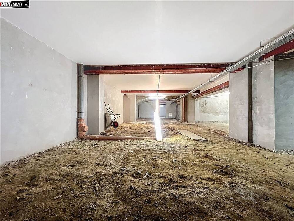 Handelszaak te  huur in Sint-Jans-Molenbeek 1080 900.00€  slaapkamers 120.00m² - Zoekertje 510883