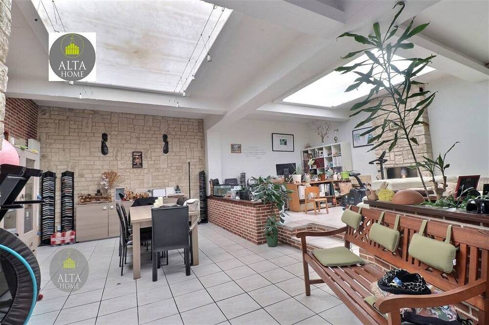 Appartement à à Bruxelles 1000 335000.00€ 2 chambres 138.00m² - annonce 511603