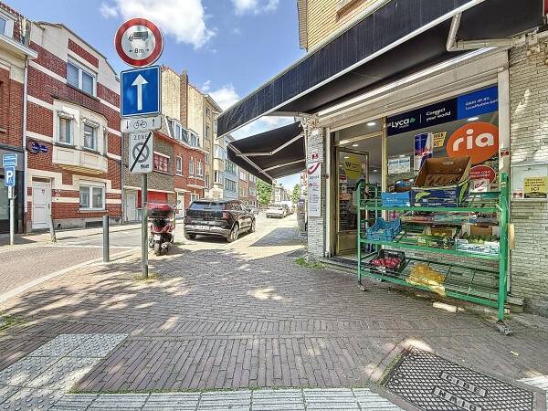 Handelszaak te  koop in Jette 1090 275000.00€  slaapkamers 85.00m² - Zoekertje 511485