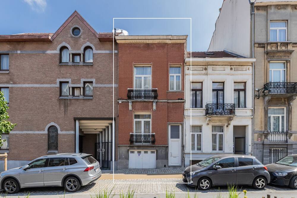 Maison à vendre à Bruxelles 1000 649000.00€ 5 chambres 213.00m² - annonce 512025