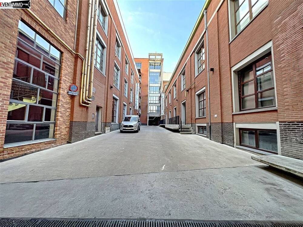Commerce à à Ixelles 1050 1500.00€ chambres 160.00m² - annonce 511811