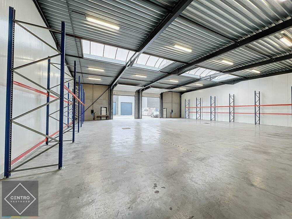 Loft à louer à Zwevezele 8750 0.00€  chambres 454.00m² - annonce 511282