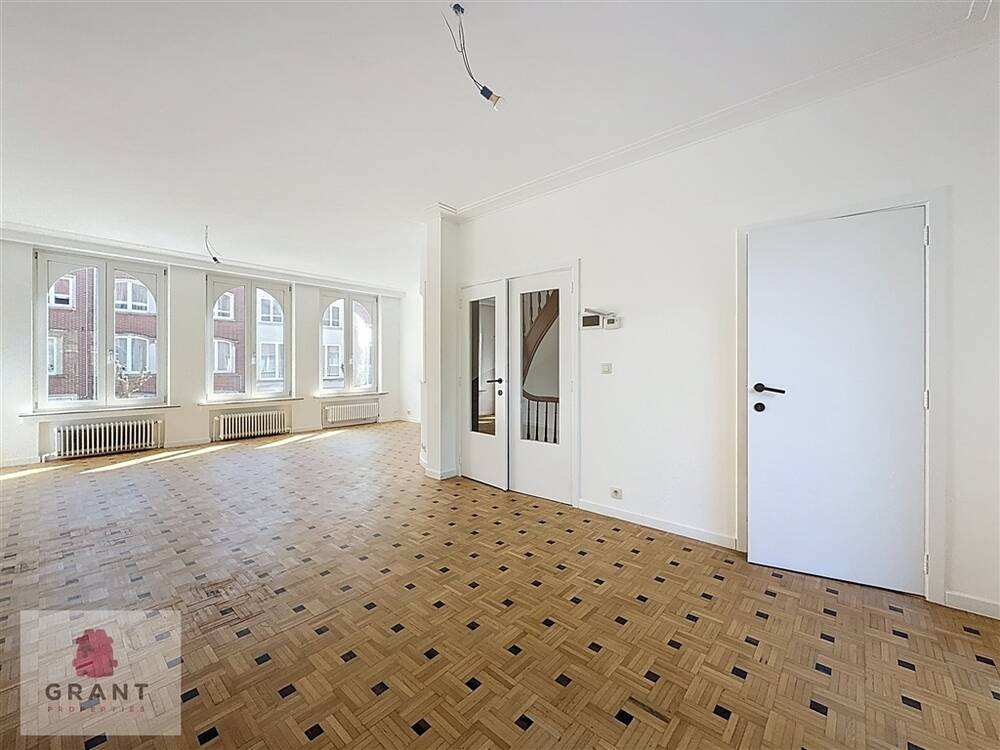Maison à louer à Woluwe-Saint-Pierre 1150 2400.00€ 3 chambres 140.00m² - annonce 511848