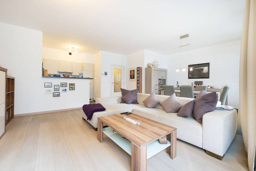 Rez-de-chaussée à vendre à Woluwe-Saint-Lambert 1200 370000.00€ 2 chambres 98.00m² - annonce 511408