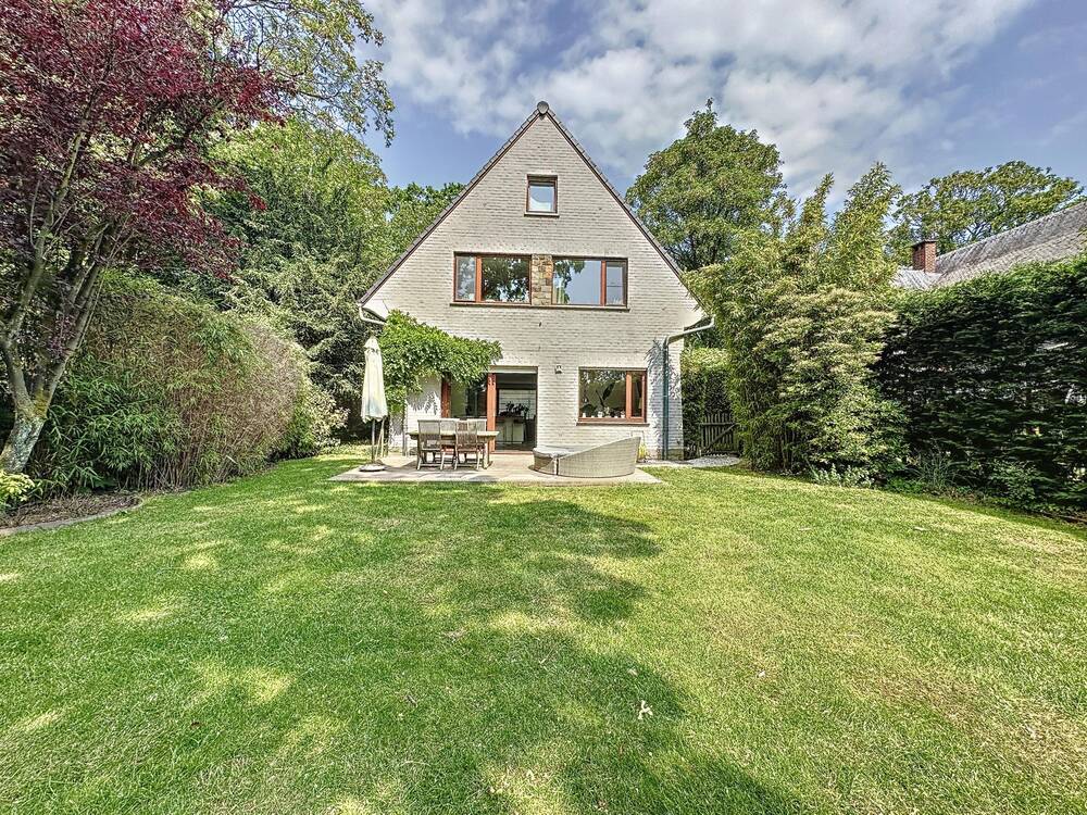 Maison à louer à Uccle 1180 3200.00€ 4 chambres 219.00m² - annonce 512345