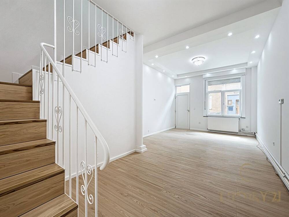 Maison à vendre à Berchem-Sainte-Agathe 1082 389000.00€ 3 chambres m² - annonce 513931