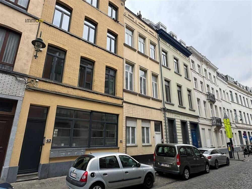 Maison à vendre à Bruxelles 1000 399000.00€ 4 chambres 287.00m² - annonce 514299