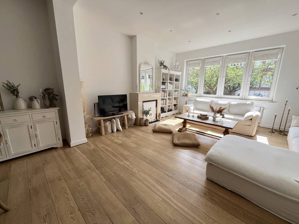 Rez-de-chaussée à louer à Bruxelles 1000 1300.00€ 1 chambres 100.00m² - annonce 514494