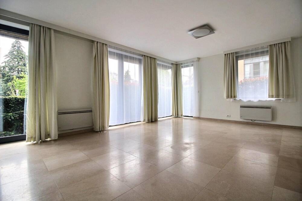 Appartement à louer à Woluwe-Saint-Pierre 1150 990.00€ 1 chambres 69.00m² - annonce 514946