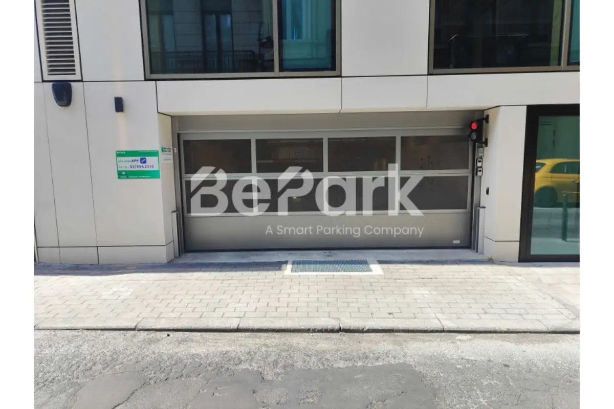 Parking te  huur in Brussel 1000 225.00€  slaapkamers m² - Zoekertje 514406