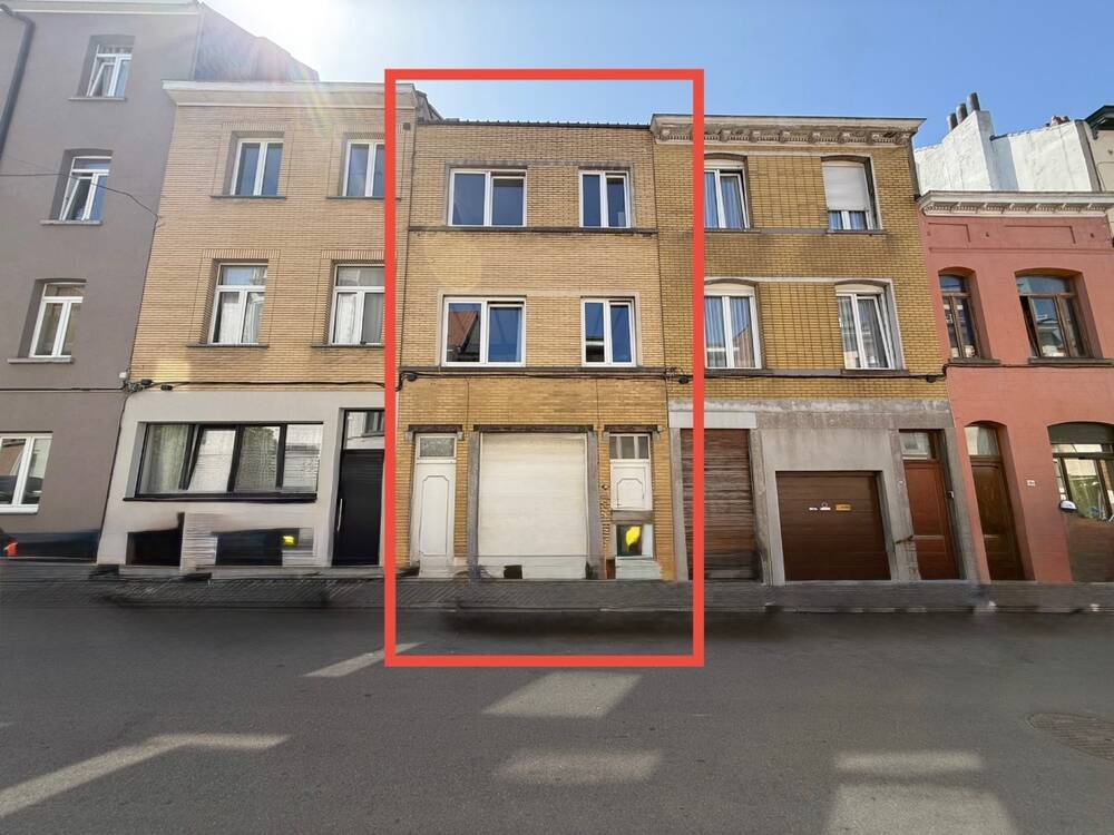 Huis te koop in Ukkel 1180 490000.00€ 4 slaapkamers 235.00m² - Zoekertje 516794