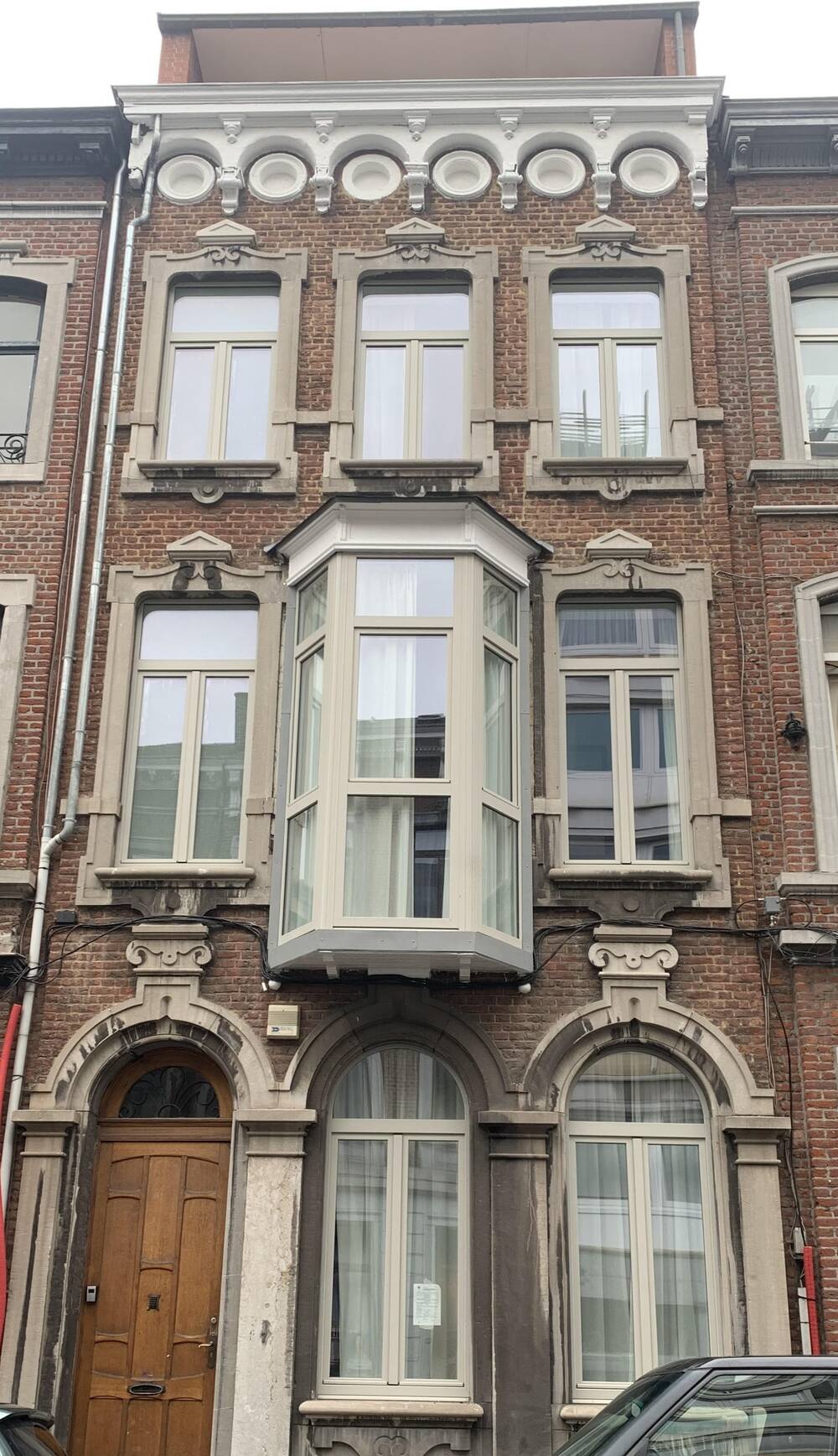 Maison de maître à louer à Liège 4000 4700.00€ 8 chambres 405.00m² - annonce 517179