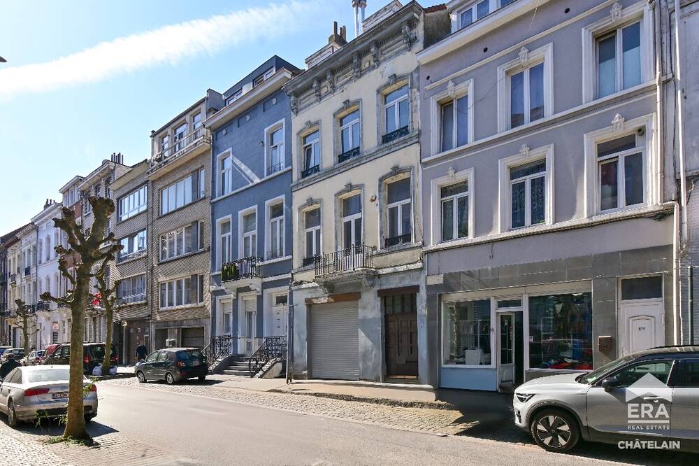 Appartement te  koop in Sint-Joost-ten-Node 1210 525000.00€ 0 slaapkamers 325.00m² - Zoekertje 516245