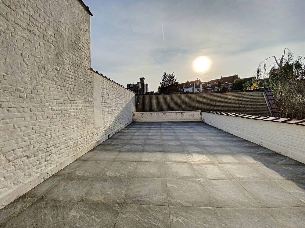 Triplex te  koop in Vorst 1190 695000.00€ 5 slaapkamers 240.00m² - Zoekertje 517234