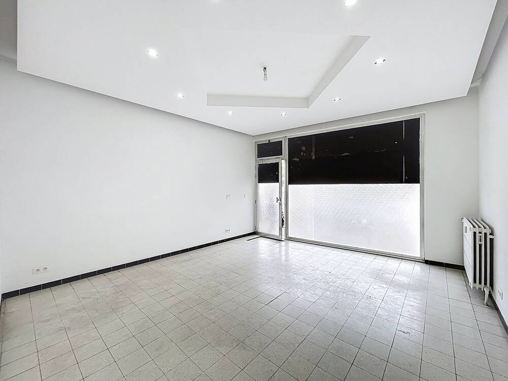 Handelszaak te huur in Evere 1140 800.00€ slaapkamers 50.00m² - Zoekertje 516166