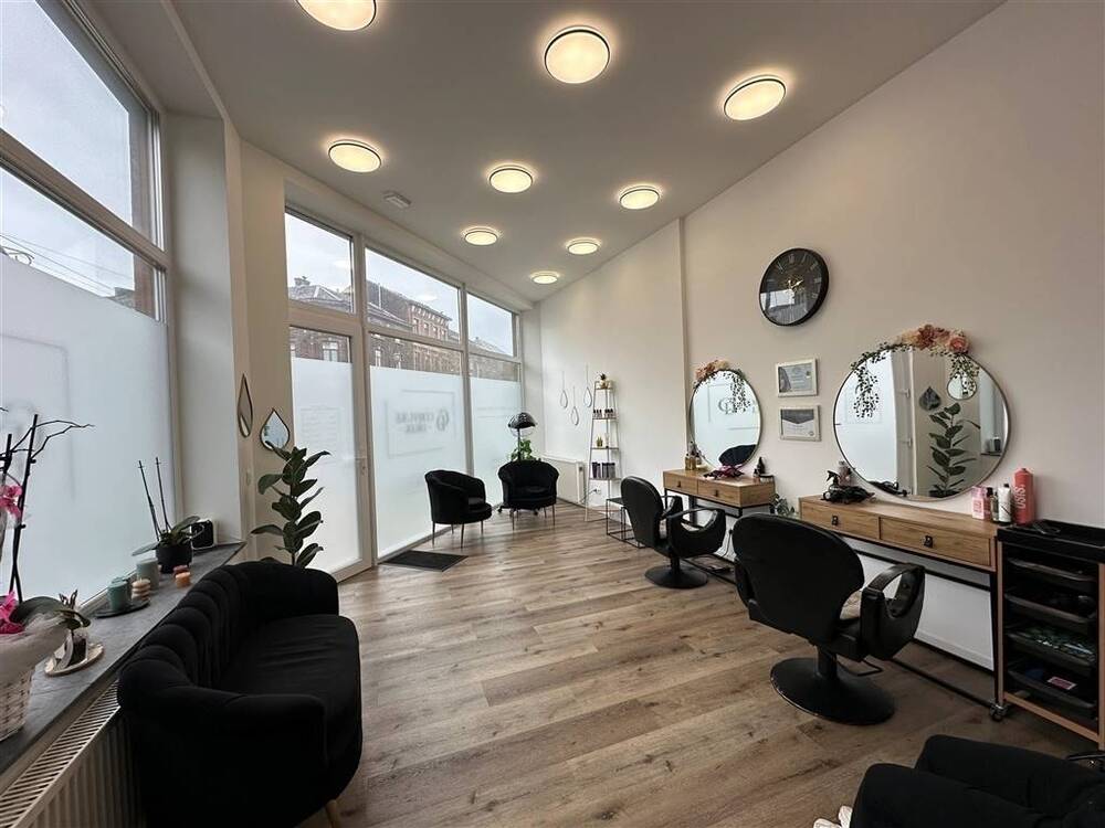 Immeuble de rapport - Immeuble à appartement à vendre à Gilly 6060 230000.00€ 3 chambres 70.40m² - annonce 515378