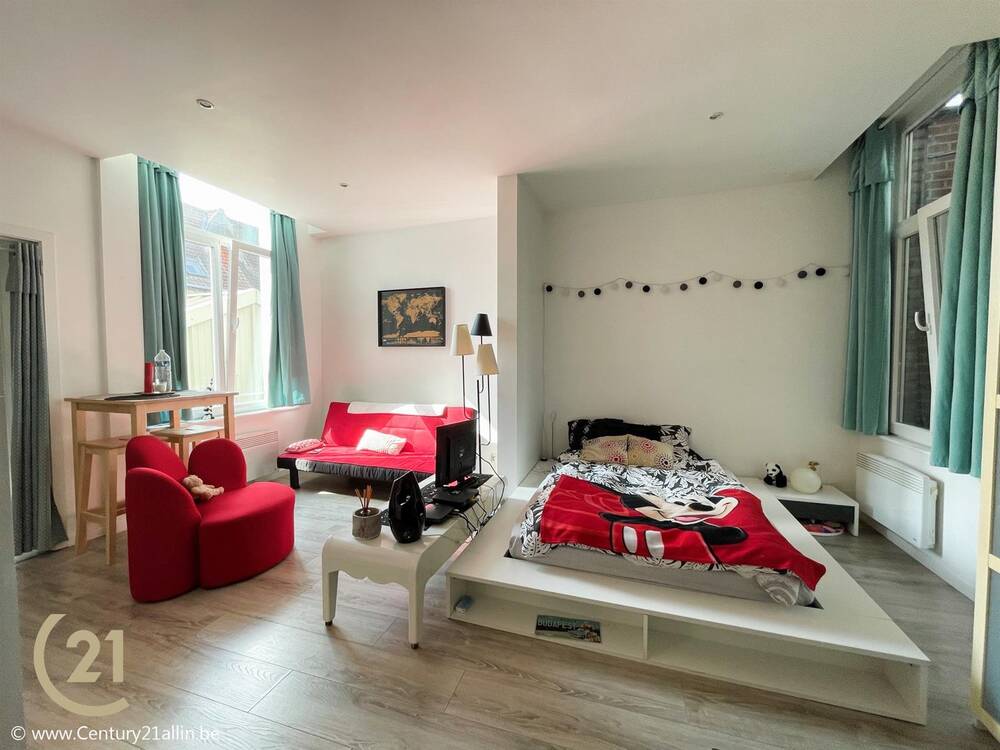 Studio te  huur in Doornik 7500 500.00€ 0 slaapkamers 33.00m² - Zoekertje 518822