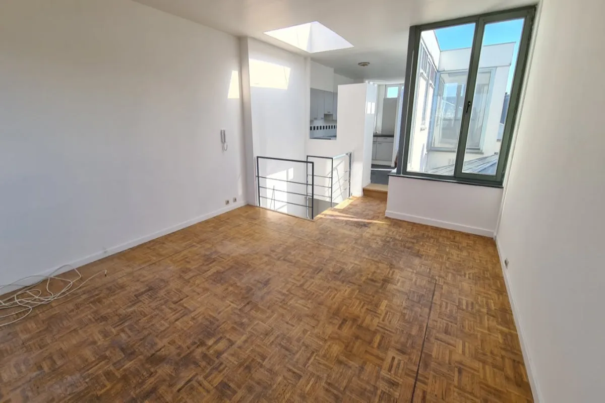 Duplex à louer à Bruxelles 1000 1800.00€ 3 chambres 120.00m² - annonce 520130