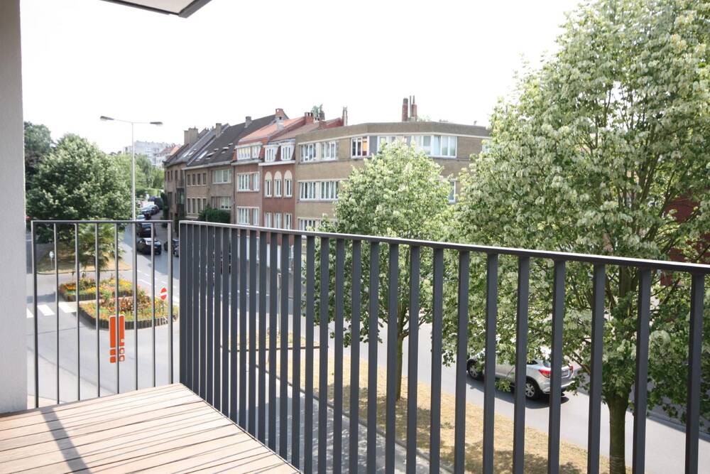 Appartement te  huur in Sint-Lambrechts-Woluwe 1200 1750.00€ 2 slaapkamers 107.00m² - Zoekertje 520103