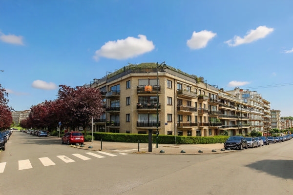Appartement te koop in Sint-Jans-Molenbeek 1080 229000.00€ 1 slaapkamers 115.00m² - Zoekertje 519901