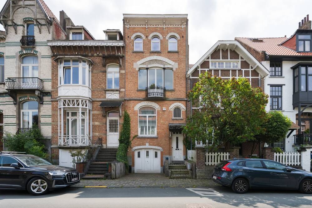 Maison à vendre à Uccle 1180 895000.00€ 4 chambres 259.00m² - annonce 521158