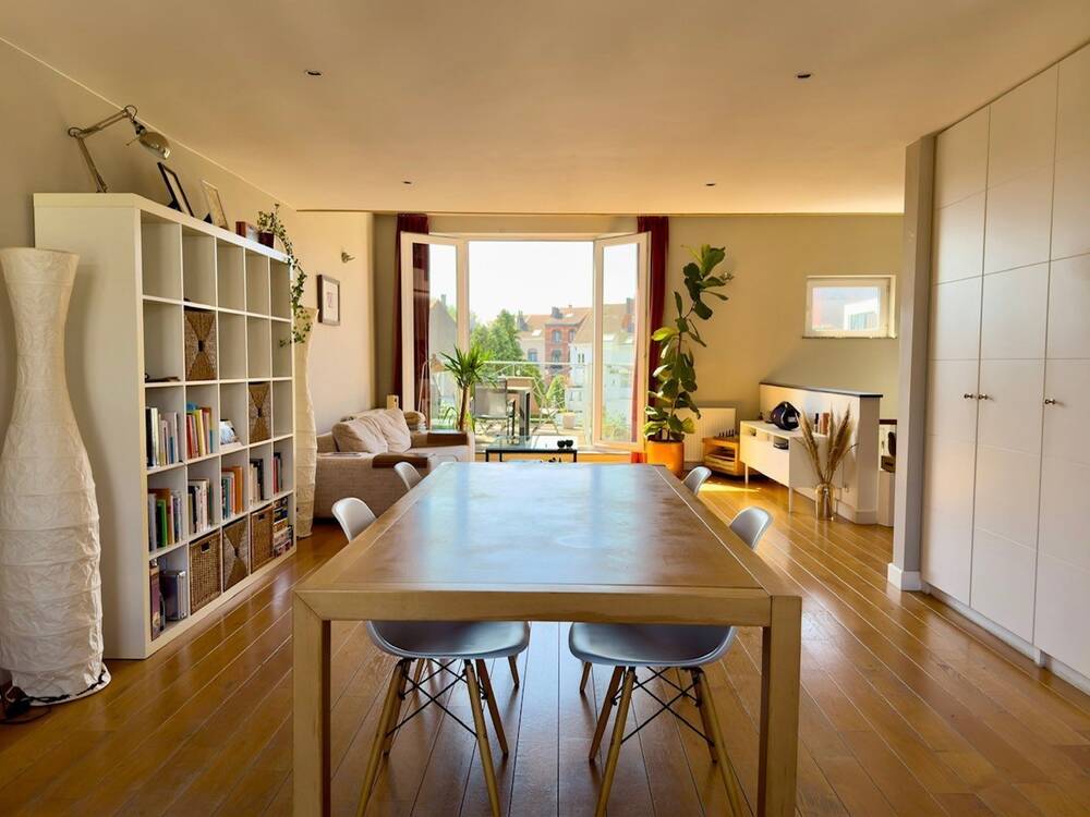 Appartement à louer à Etterbeek 1040 1600.00€ 2 chambres 85.00m² - annonce 521098