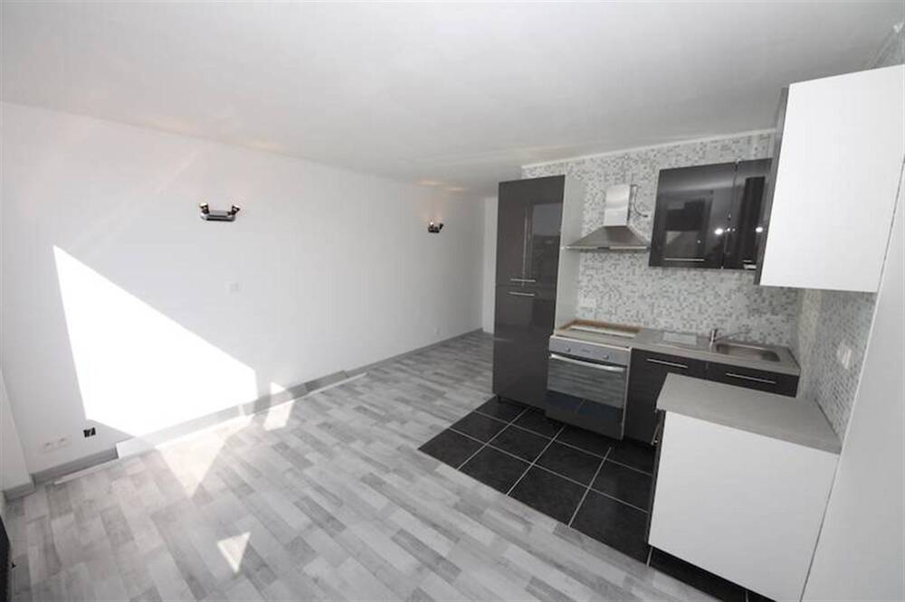 Studio te huur in Charleroi 6000 535.00€ slaapkamers 31.00m² - Zoekertje 521096