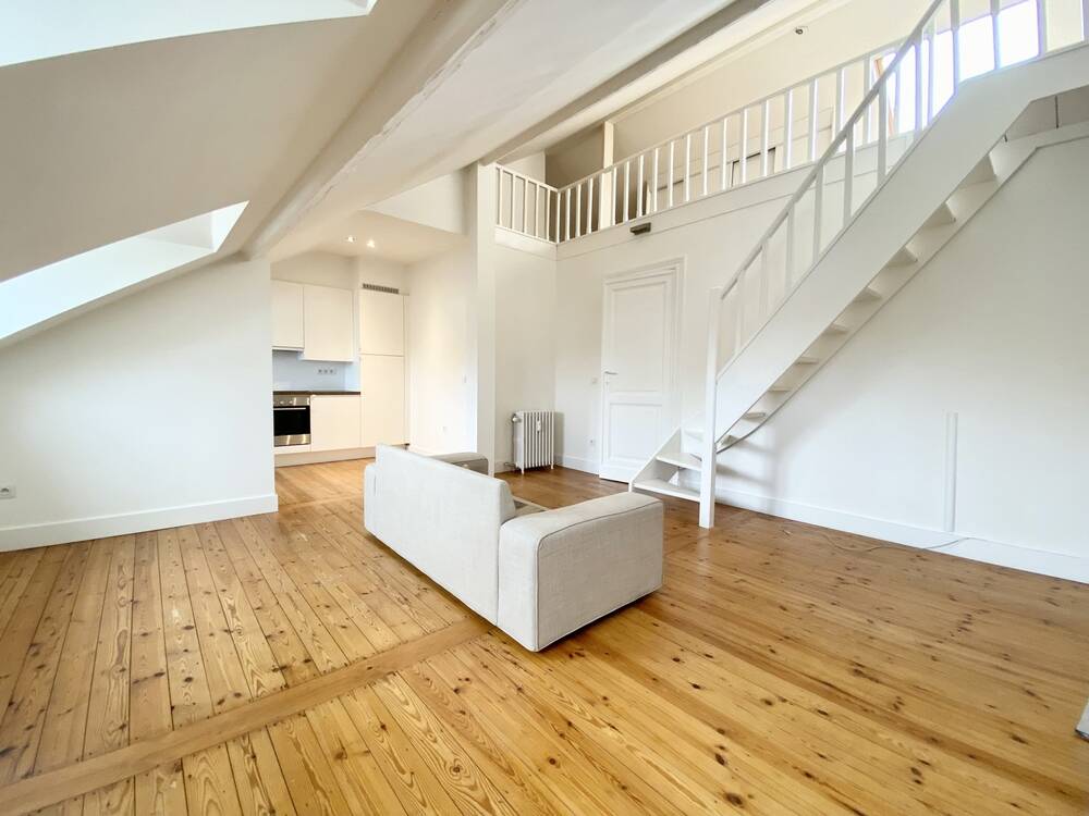 Penthouse te  huur in Brussel 1000 1300.00€ 2 slaapkamers 90.00m² - Zoekertje 520983
