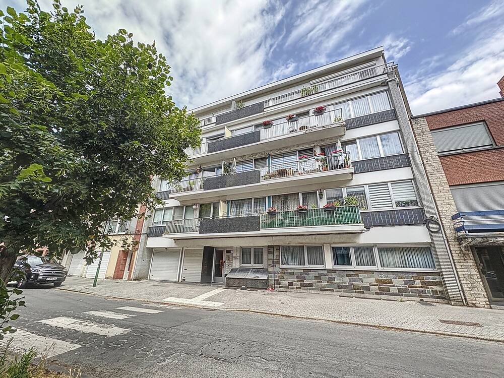 Appartement te in Sint-Jans-Molenbeek 1080 180000.00€ 1 slaapkamers 50.00m² - Zoekertje 521261