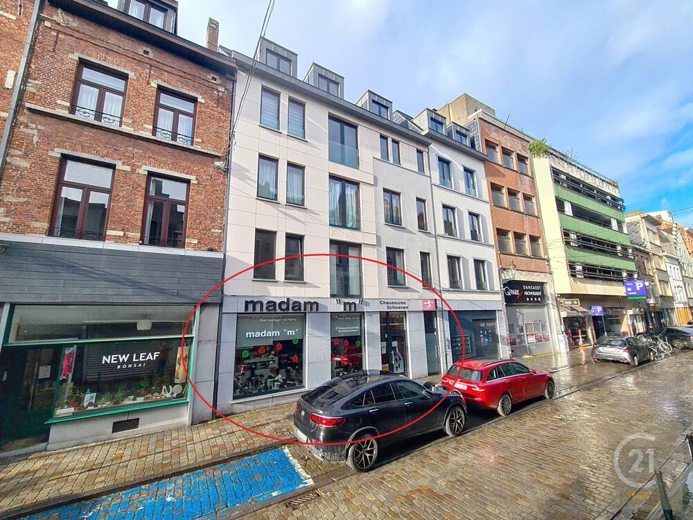 Handelszaak te  koop in Brussel 1000 550000.00€  slaapkamers 150.00m² - Zoekertje 521800