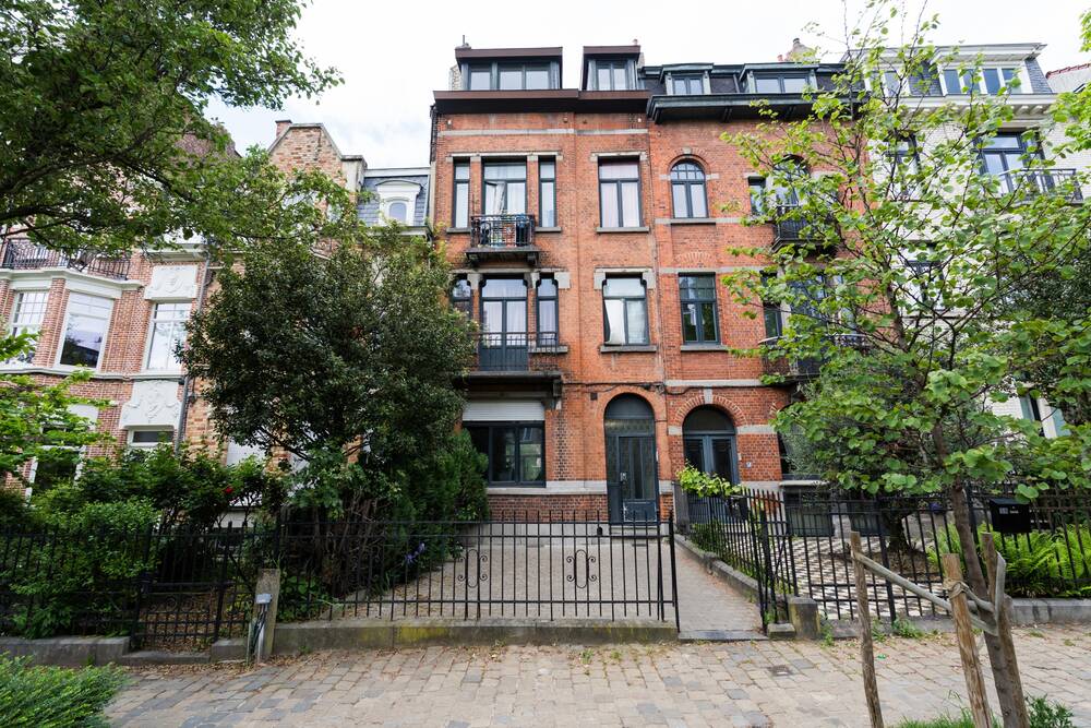 Immeuble de rapport - Immeuble à appartement à vendre à Schaerbeek 1030 800000.00€ 4 chambres 290.00m² - annonce 521502