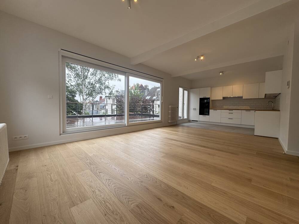 Duplex te  in Vorst 1190 2250.00€ 3 slaapkamers m² - Zoekertje 521792