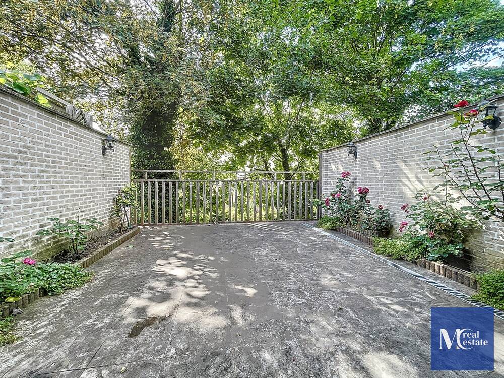 Huis te huur in Sint-Lambrechts-Woluwe 1200 2300.00€ 4 slaapkamers 170.00m² - Zoekertje 521617
