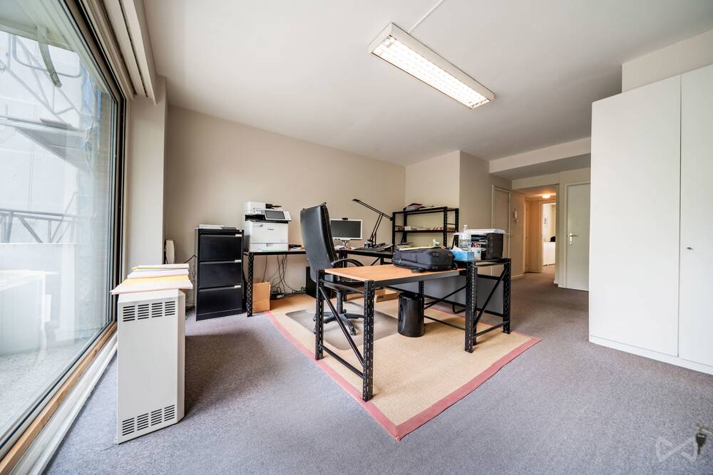 Benedenverdieping te  koop in Oudergem 1160 230000.00€ 1 slaapkamers 71.00m² - Zoekertje 521546