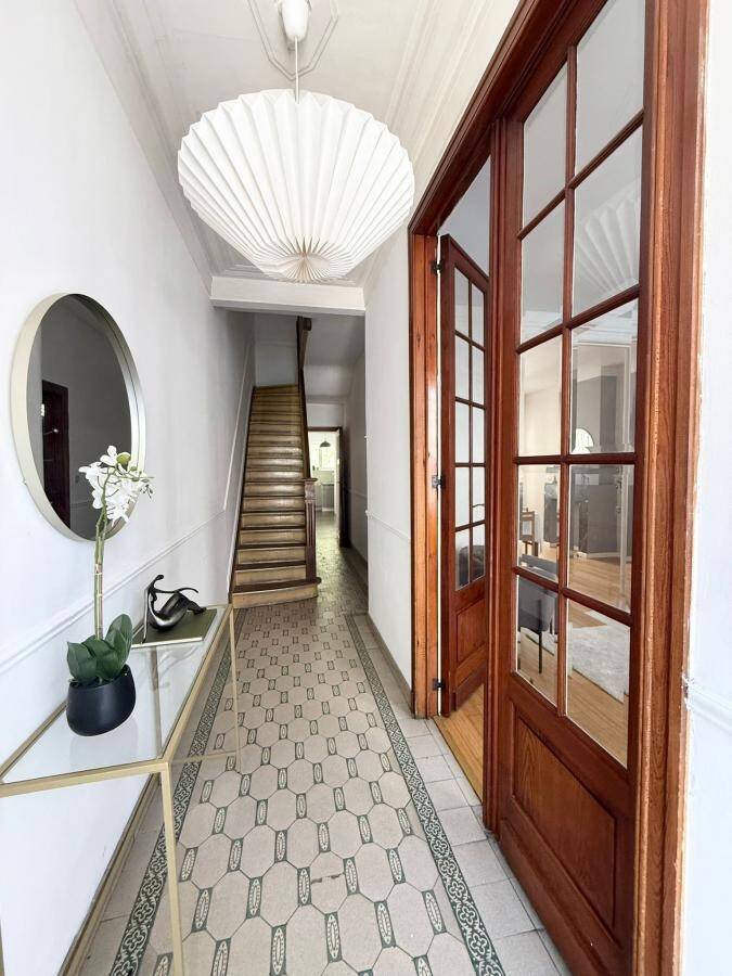 Huis te  in Sint-Jans-Molenbeek 1080 365000.00€ 4 slaapkamers 185.00m² - Zoekertje 521262