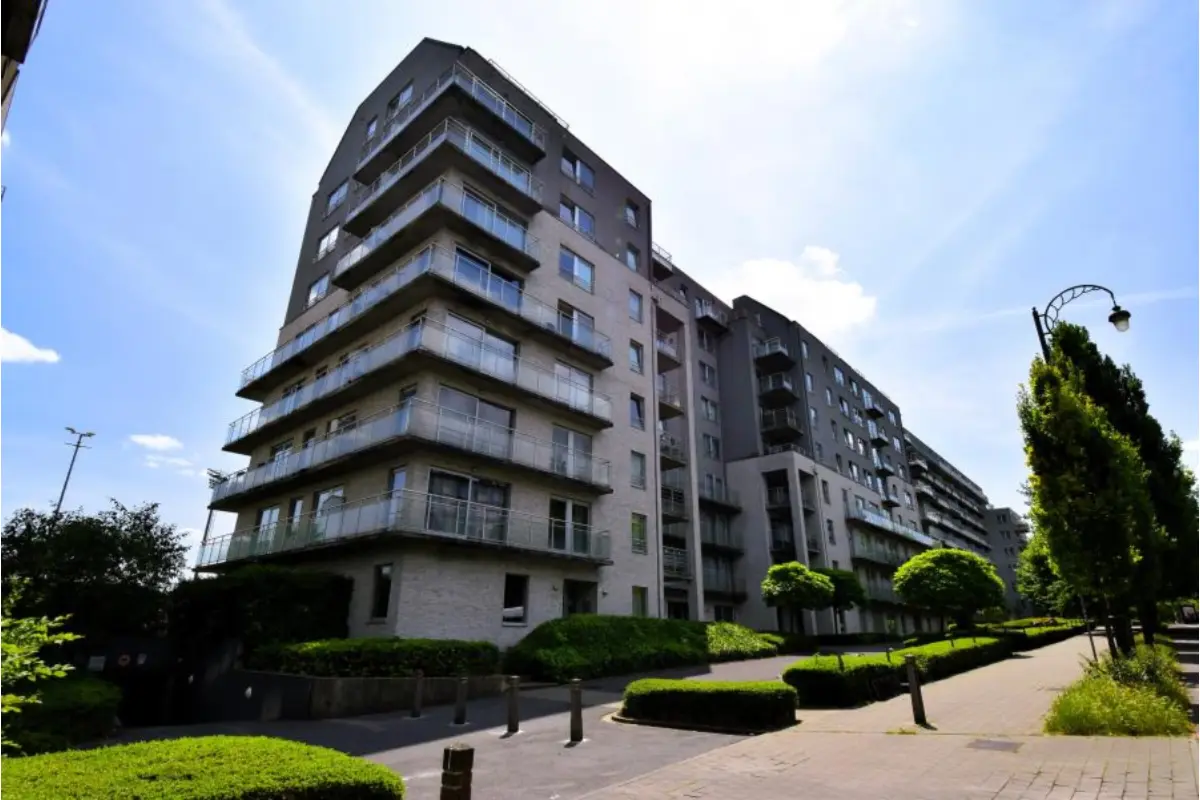 Studio te  koop in Sint-Jans-Molenbeek 1080 165000.00€  slaapkamers 45.00m² - Zoekertje 521962