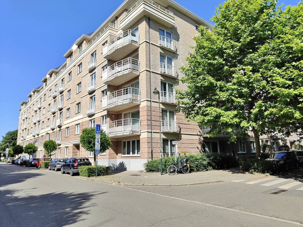 Appartement à à Woluwe-Saint-Lambert 1200 1650.00€ 2 chambres 90.00m² - annonce 522582