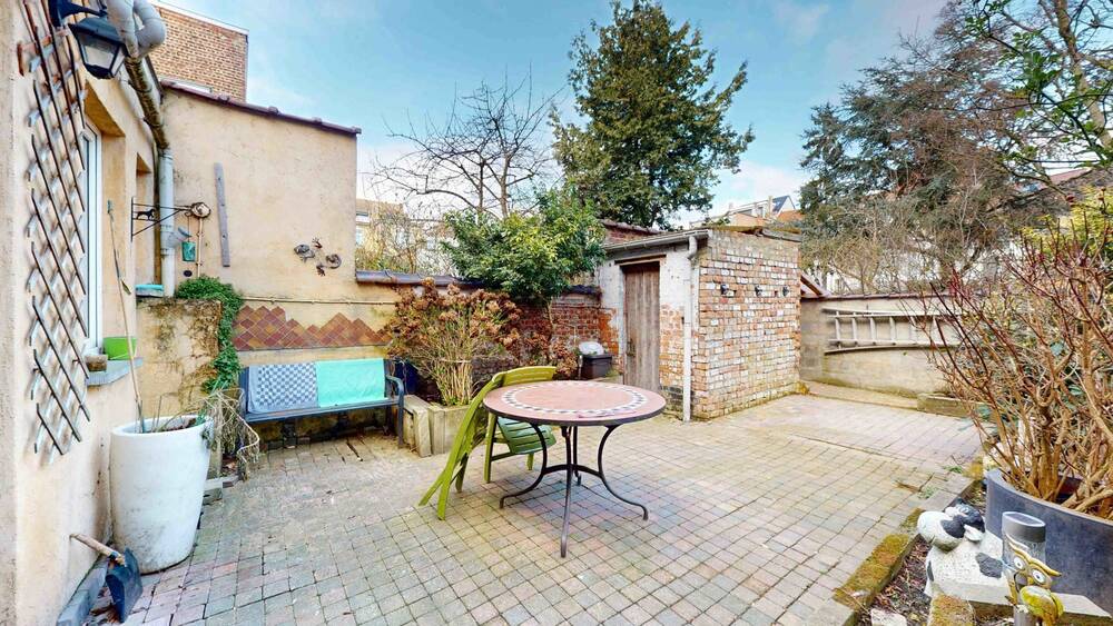 Immeuble de rapport - Immeuble à appartement à vendre à Schaerbeek 1030 435000.00€ 3 chambres 196.00m² - annonce 522323